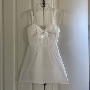 White Linen Reformation Mini Dress: Size 0